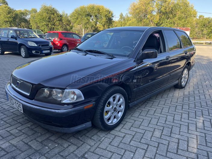 VOLVO V40 1.8 Aktiv