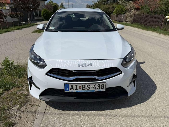 KIA CEE'D Ceed SW 1.5 T-GDI Silver DCT