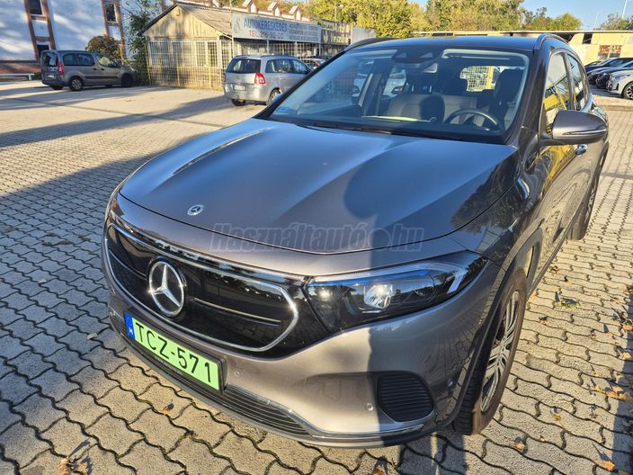 MERCEDES-BENZ EQA 250