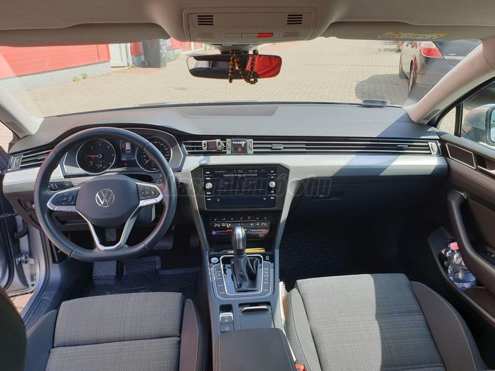 VOLKSWAGEN PASSAT VIII Variant 2.0 TDI SCR Business DSG