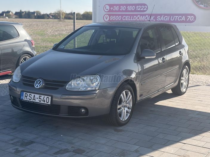 VOLKSWAGEN GOLF 1.6 Trendline