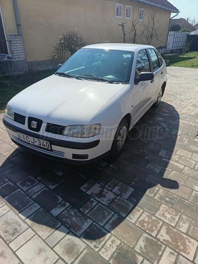 SEAT CORDOBA 1.4 Stella