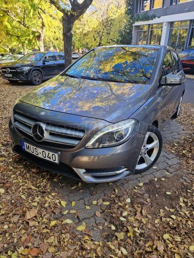 MERCEDES-BENZ B 180 CDI (Automata)