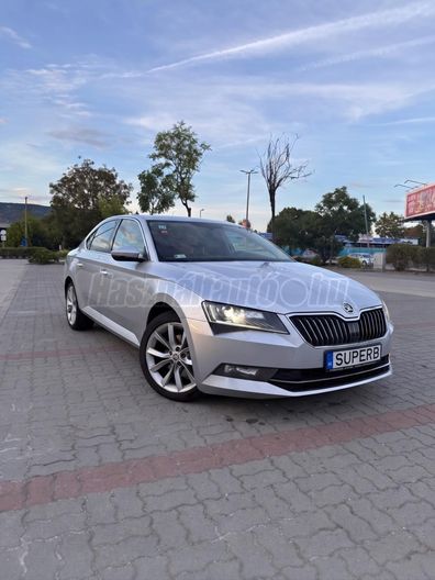 SKODA SUPERB 2.0 TDi Style DSG