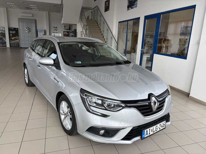 RENAULT MEGANE 1.5 Blue dCi Intens
