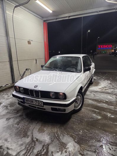 BMW 324