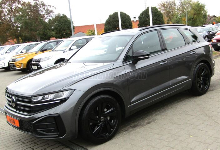 VOLKSWAGEN TOUAREG 3.0 V6 TDI R-Line Tiptronic ic