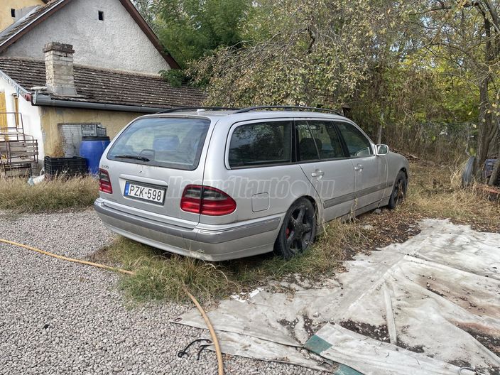 MERCEDES-BENZ E 270 T CDI Elegance (Automata)