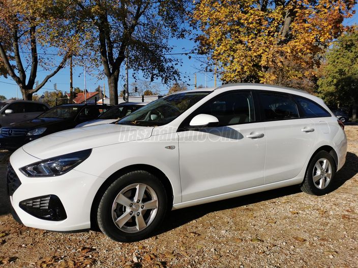 HYUNDAI I30 1.5 DPi Comfort