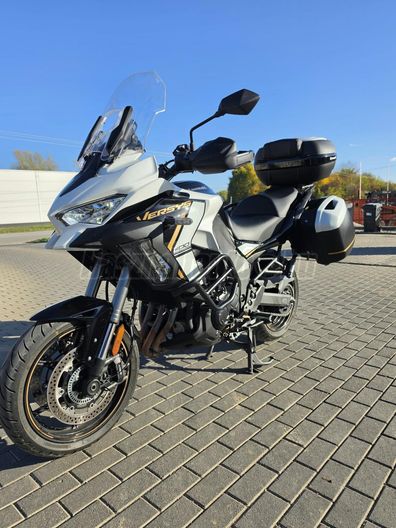 KAWASAKI VERSYS 1100 SE