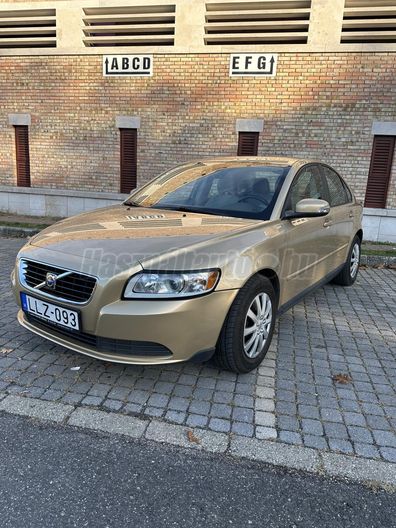 VOLVO S40 1.6