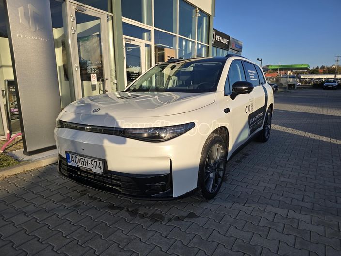 LEAPMOTOR C10 REEV Design