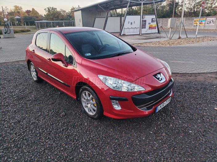 PEUGEOT 308 1.4 VTi Confort