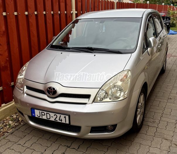 TOYOTA COROLLA VERSO 1.8 Linea Terra