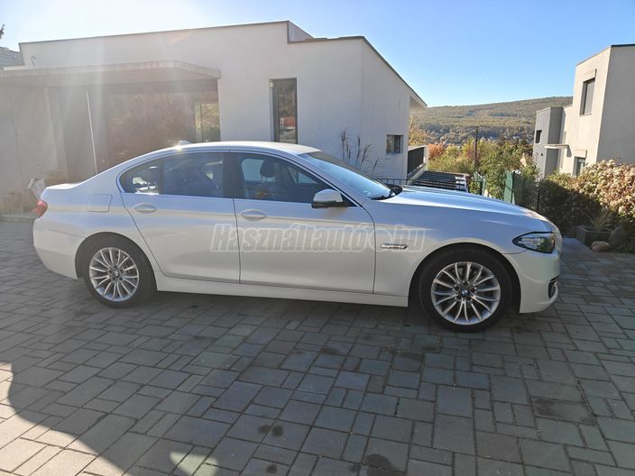 BMW 520 520d xDrive (Automata)