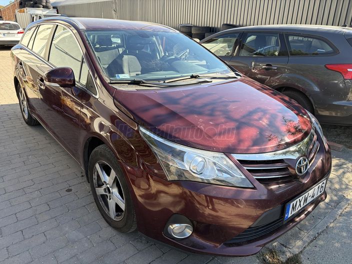 TOYOTA AVENSIS 2.0 D-4D Executive