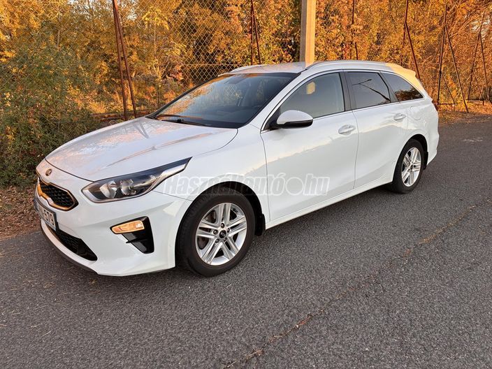 KIA CEE'D Ceed SW 1.6 CRDi HP Platinum DCT