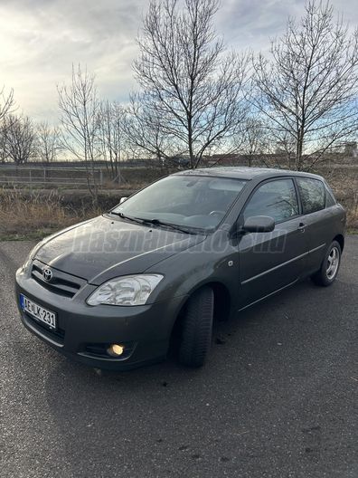TOYOTA COROLLA 1.4 Linea Sol