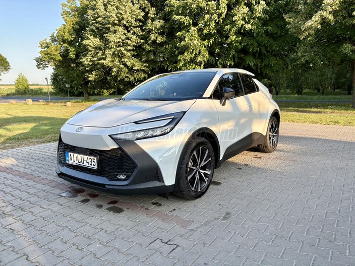 TOYOTA C-HR 1.8 Hybrid Style e-CVT
