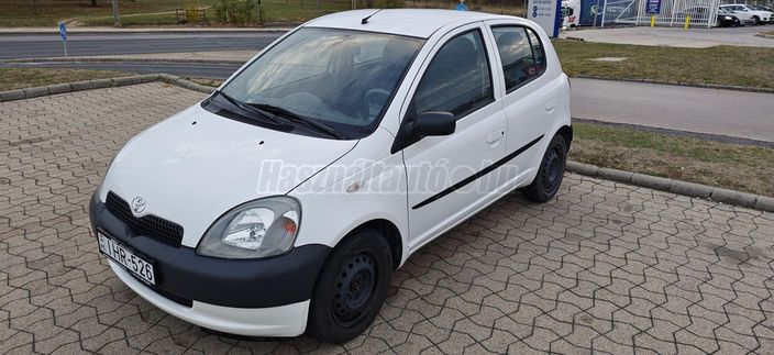 TOYOTA YARIS 1.0 Linea Terra