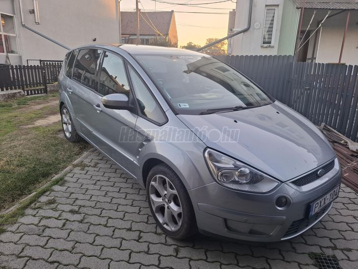 FORD S-MAX 2.0 TDCi Titanium