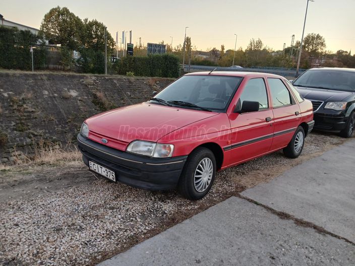 FORD ESCORT 1.3 CL