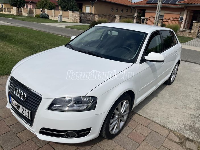 AUDI A3 Sportback 1.6 TDI Attraction