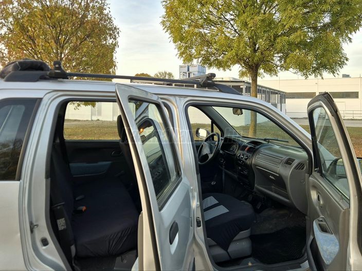 SUZUKI WAGON R+ 1.3 GLX 4x4 Servo Sun