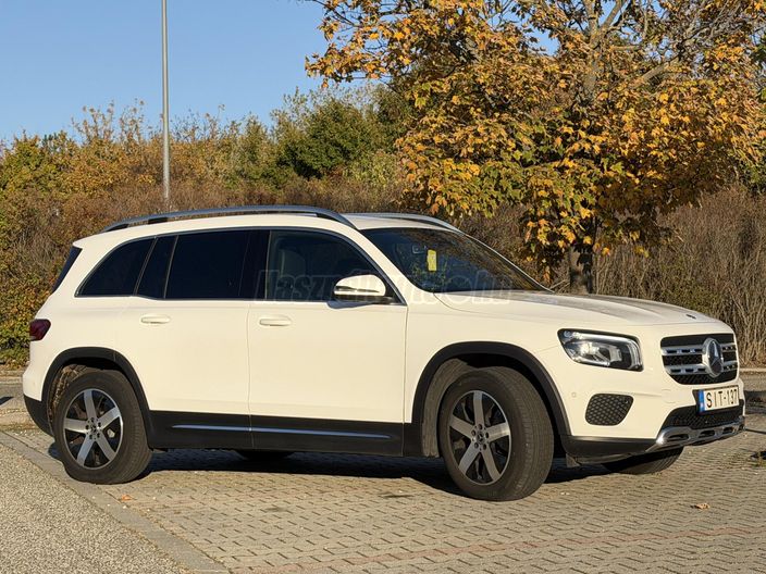MERCEDES-BENZ GLB 200 d Progressive 8G-DCT (7 személyes )