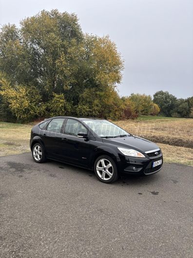 FORD FOCUS 1.4 Trend
