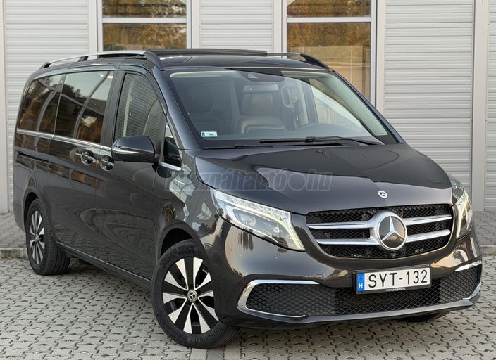 MERCEDES-BENZ V-OSZTÁLY V 300 BlueTec d Exclusive L (Automata) 4x4 (7 személyes )