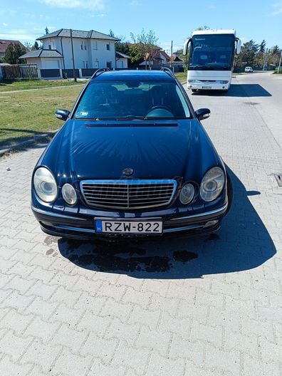MERCEDES-BENZ E 220 CDI Classic (Automata)