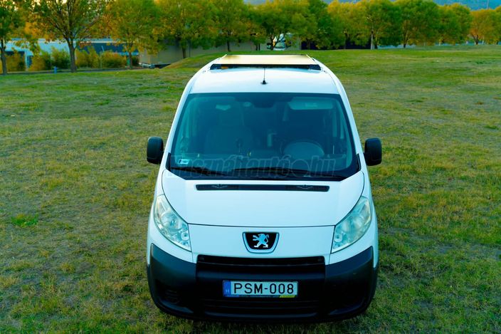 PEUGEOT Expert L2H1