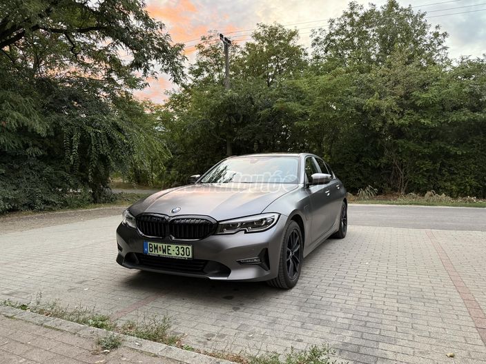 BMW 3-AS SOROZAT 330e Advantage (Automata)
