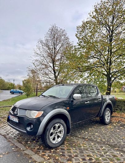 MITSUBISHI L 200 Pick Up 2.5 TD DC Beach Plus