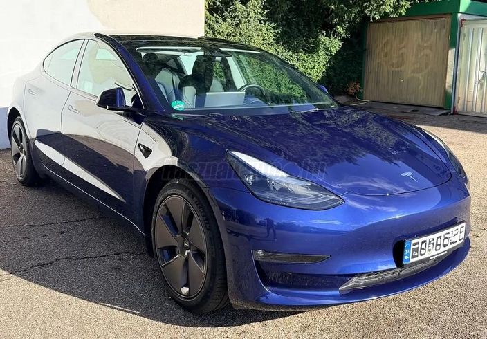 TESLA MODEL 3 RWD (Automata)