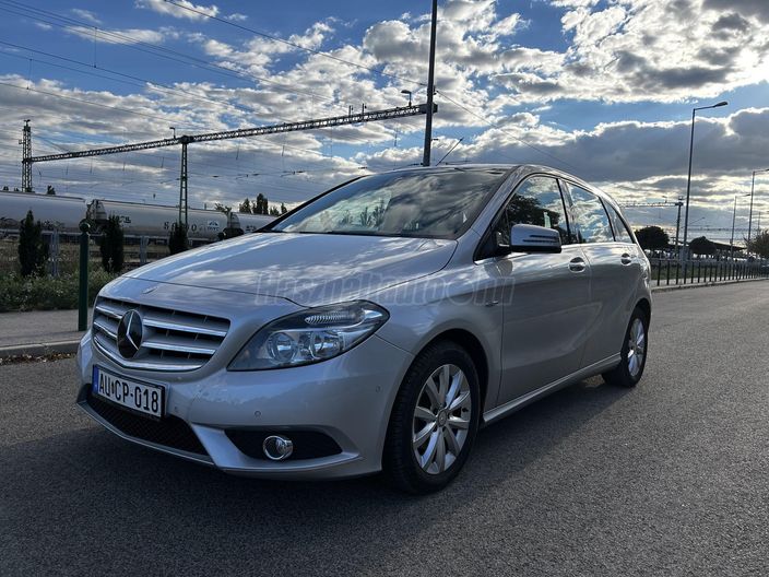 MERCEDES-BENZ B 180 CDI BlueEFFICIENCY