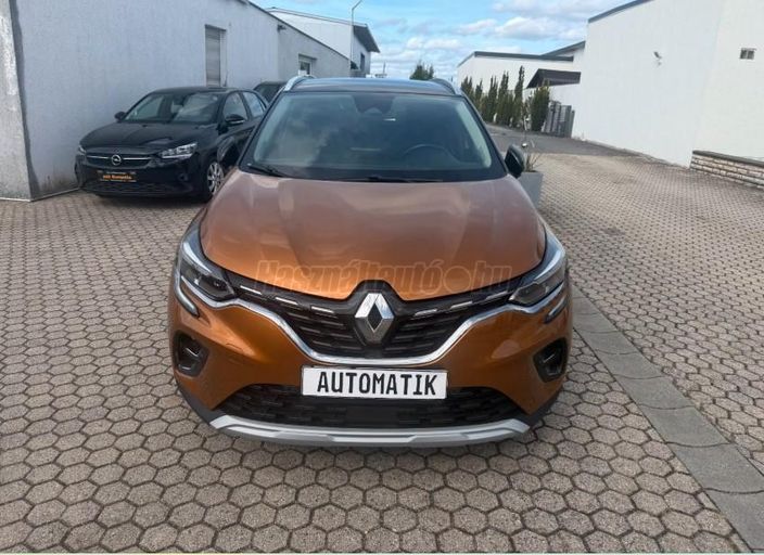 RENAULT CAPTUR 1.6 E-Tech Hybrid Intens