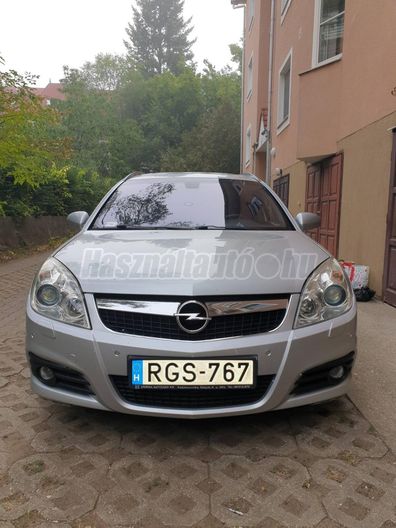 OPEL VECTRA C Caravan 1.9 CDTI Cosmo