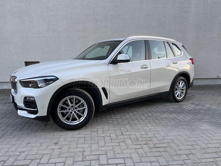 BMW X5 xDrive25d - Magyarországi Első Tulajdonos 84.900.-km Premium Selection Garancia
