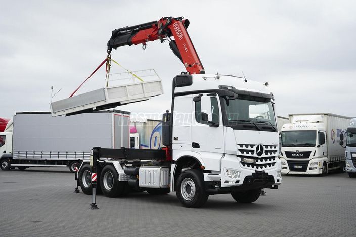 MERCEDES-BENZ / AROCS / 2651 / 6 X 4 / FASSI F 455 / WYS. 14.6 M / PILOT