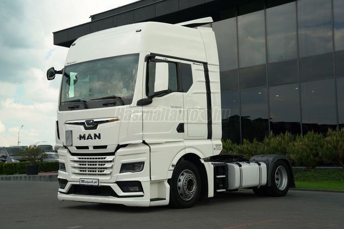 MAN TGX 18.470 / MEGA / LOW DECK / NAVI RIO / EURO 6