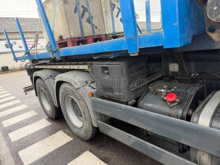 MAN TGS 26.400 / Dalby / crane flatbed truck