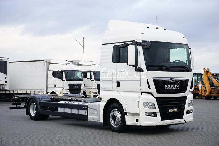 MAN TGX / 18.460 / ACC / E 6 / XLX / BDF / 7.15 M . 7.45 M