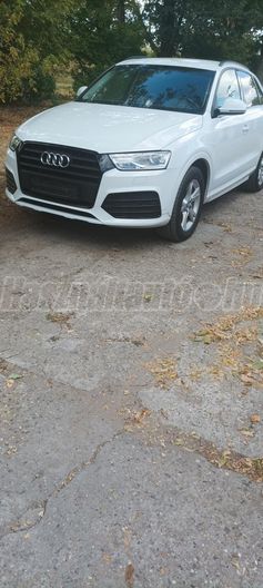 AUDI Q3 2.0 TDi Basis