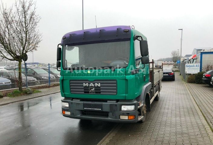 MAN TGL 8.180 Flatbed + Crane Hiab 055