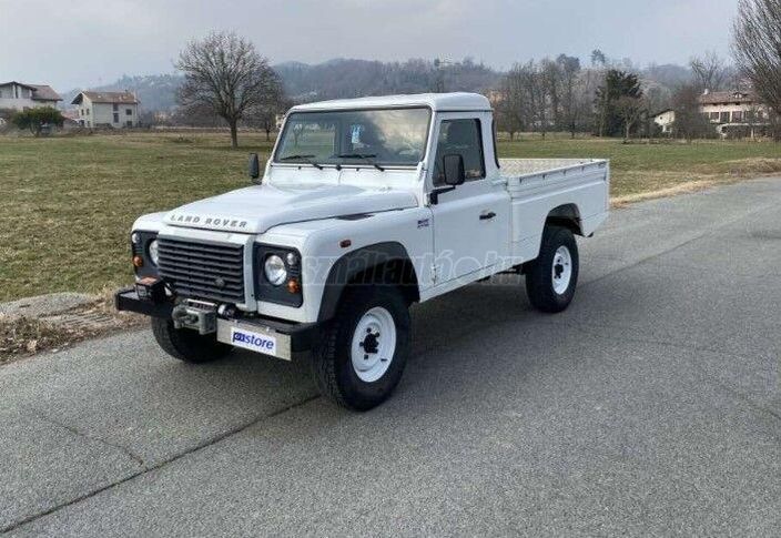 EGYEDI Land Rover DEFENDER 110 – 2.2 Td4 4×4 Platós