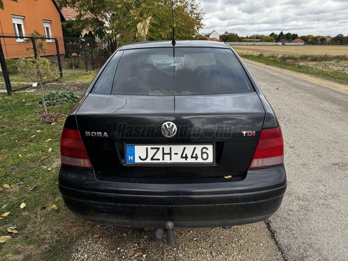 VOLKSWAGEN BORA 1.9 TDI Highline