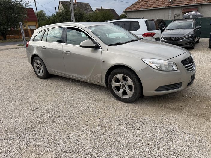 OPEL INSIGNIA Sports Tourer 2.0 CDTI Active AWD Start-Stop