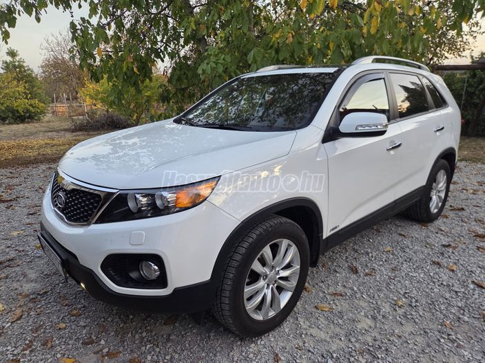 KIA SORENTO 2.2 CRDi EX Base (7 személyes ) (Automata)